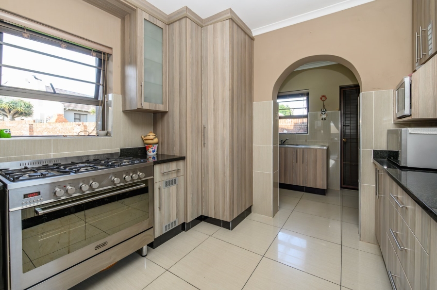 3 Bedroom Property for Sale in Kunene Park Eastern Cape